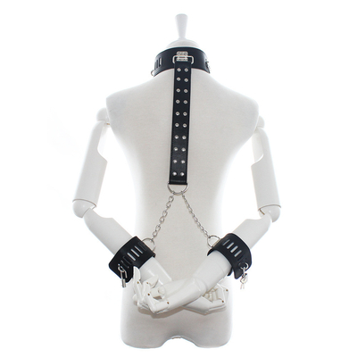 Bondage Harness Fashion Gothic Collar, PU Sexy Punk Choker met Alloy Heart Dangle voor Vrouw